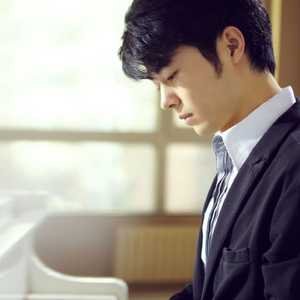 光脚踩命跟子pk视频网站
